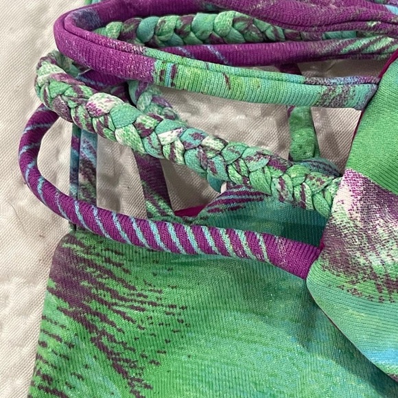 Colorful bikini - Picture 4 of 4